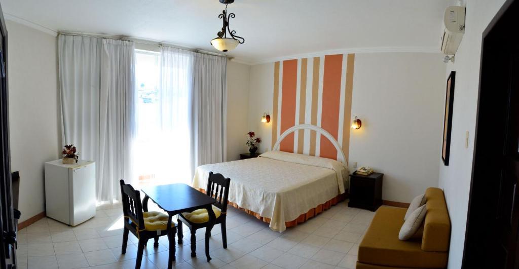 Real Avenida Hotel Tuxtla Gutiérrez Δωμάτιο φωτογραφία